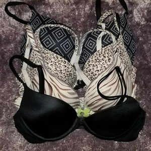 Victoria's Secret and PINK bras